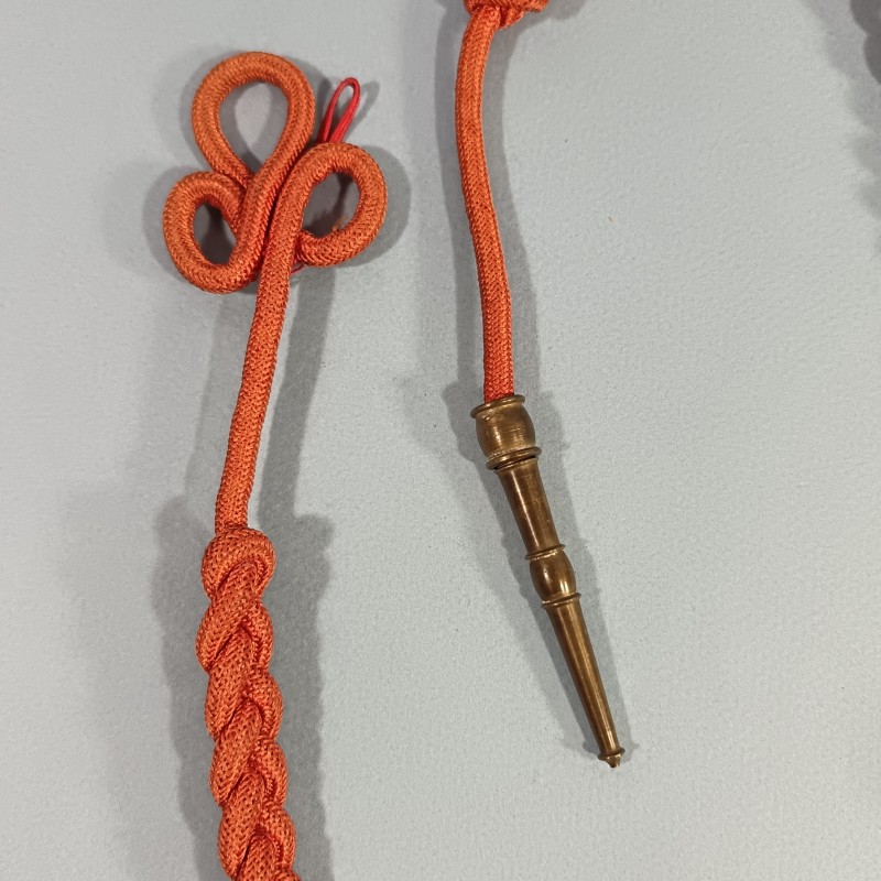 FOURRAGERE REGLEMENTAIRE DE LA LEGION D'HONNEUR FERRET DORE FABRICATION ANCIENNE 1914-18 OU 1939-45