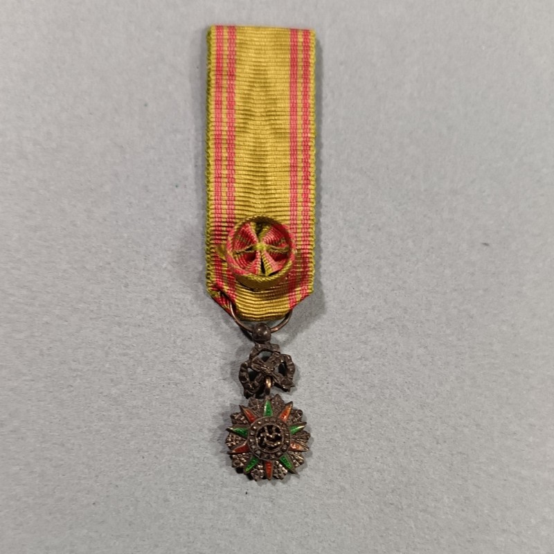 TUNISIE REDUCTION DE LA MEDAILLE D'OFFICIER DE L'ORDRE TUNISIEN DU NICHAN IFTIKHAR MUHAMMAD EL HADI 1902-1906