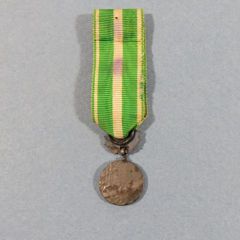 FRANCE REDUCTION DE LA MEDAILLE COMMEMORATIVE DES ACTION AU MAROC GUERRE DU RIF