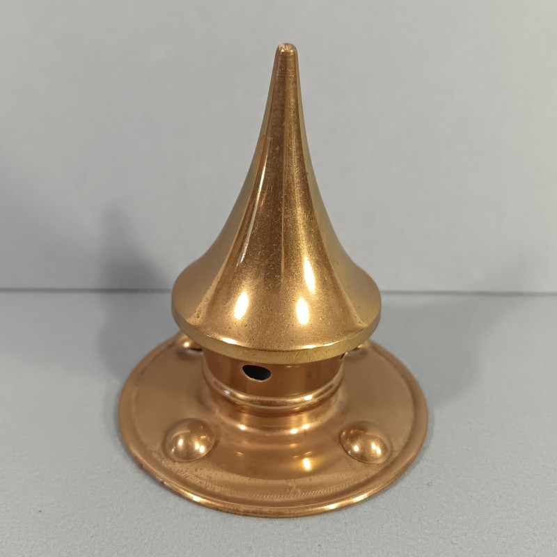 POINTE DE CASQUE A POINTE AVEC SES RIVETS DE FIXATION MODELE STANDARD 1895