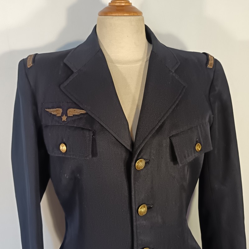 ENSEMBLE DE 2 VESTES D'UNIFORME AVIATION DU PILOTE POUGET ARMEE DE L'AIRE 1940 - 1950