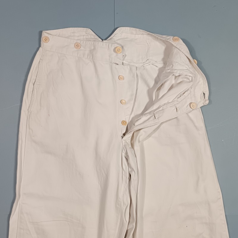 TENUE BLANCHE VESTE ET PANTALON EN COTON FIN MODELE ANCIEN UNIFORME DE TRAVAIL BOUTONS SAPEURS POMPIERS