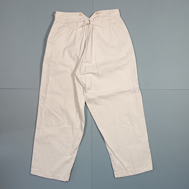 TENUE BLANCHE VESTE ET PANTALON EN COTON FIN MODELE ANCIEN UNIFORME DE TRAVAIL BOUTONS SAPEURS POMPIERS