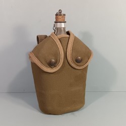 GOURDE ARMEE FRANCAISE INDOCHINE - ALGERIE MODELE 1947-51 COMPLETTE AVEC SON QUART