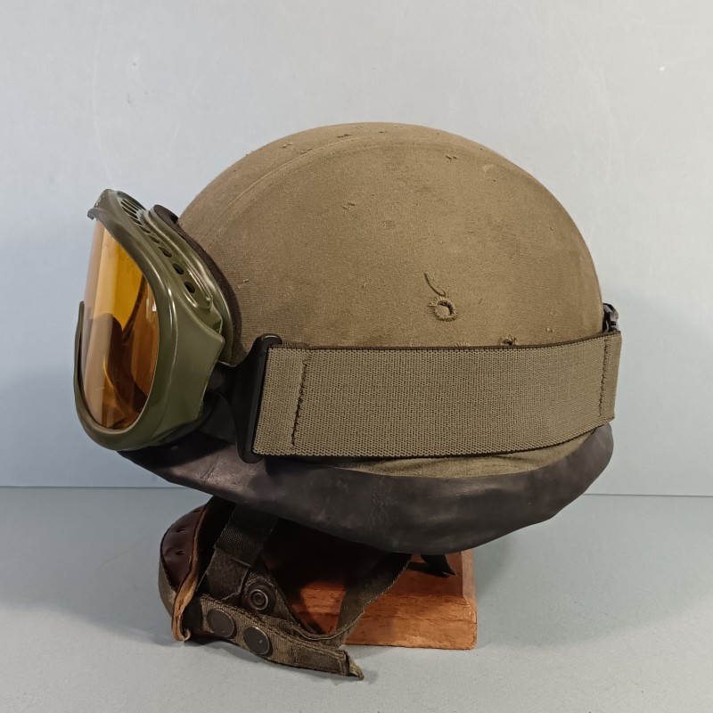CASQUE F1 ARMEE FRANCAISE CAMOUFLE AVEC LA CAPUCHE DU SATIN 300 LUNETTE BOLLE