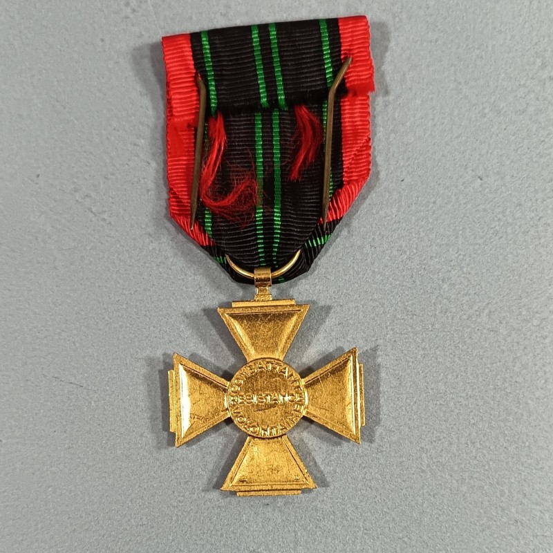 CROIX DU COMBATTANT VOLONTAIRE DE LA RESISTANCE GUERRE 1939-1945 NEUVE EN BOITE CARTON