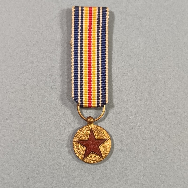 FRANCE REDUCTION DE LA MEDAILLE DES BLESSES GUERRE 1914-1918 1939-1945 INDOCHINE ALGERIE