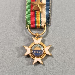 REDUCTION DE LA MEDAILLE CROIX DU MERITE INTERALLIE POUR LA PAIX AVEC UNE ETOILE