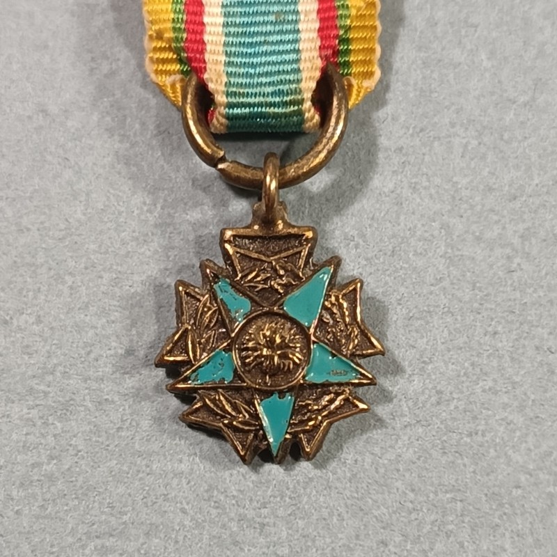 REDUCTION DE LA MEDAILLE DES COMBATTANTS DE MOINS DE 20 ANS