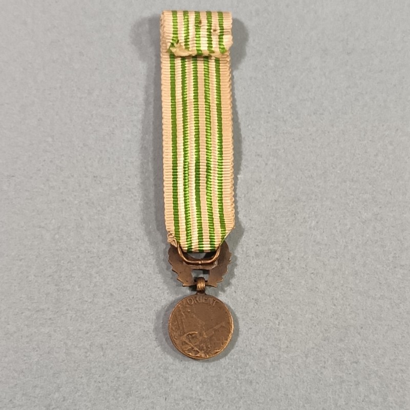 REDUCTION DE LA MEDAILLE COMMEMORATIVE D'ORIENT AVEC LE RUBAN DES DARDANELLES GUERRE 1914 1918