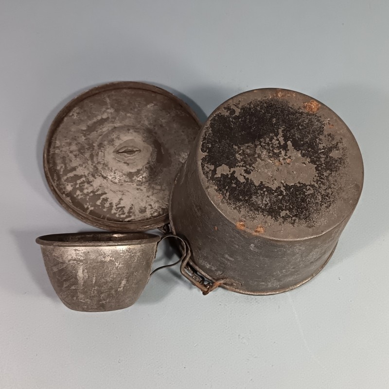 GAMELLE MODELE 1852 AVEC QUART EQUIPEMENT INDIVIDUELLE DU SOLDAT 1914-1918 DU "POILU"