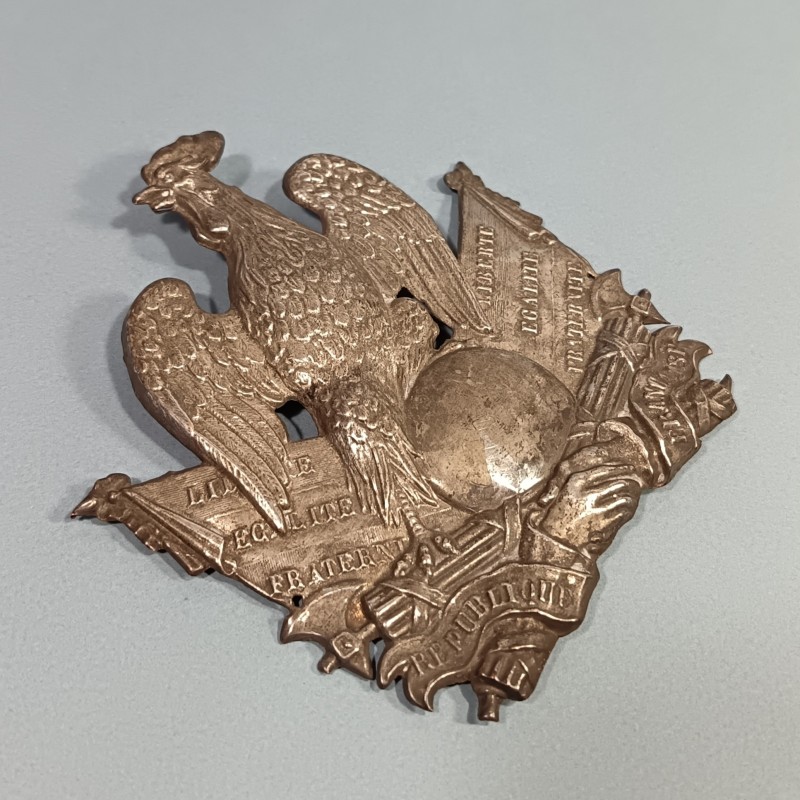 PLAQUE DE SHAKO MODELE 1848 LOUIS PHILIPPE SECONDE REPUBLIQUE DE LA GARDE NATIONALE
