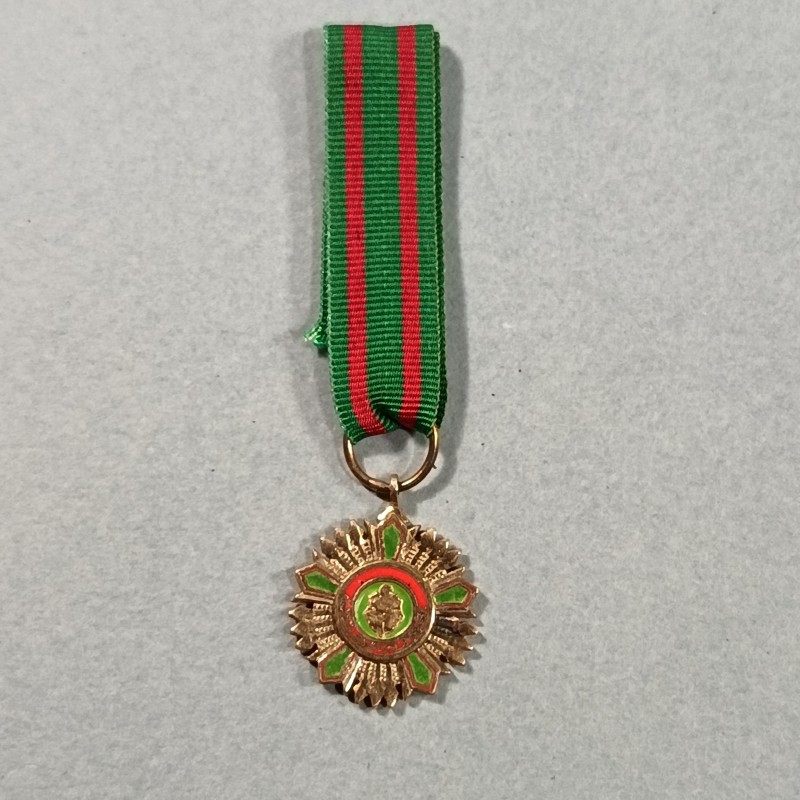 TUNISIE REDUCTION DE LA MEDAILLE DE L'ORDRE DE LA REPUBLIQUE SECOND TYPE APRES 1967