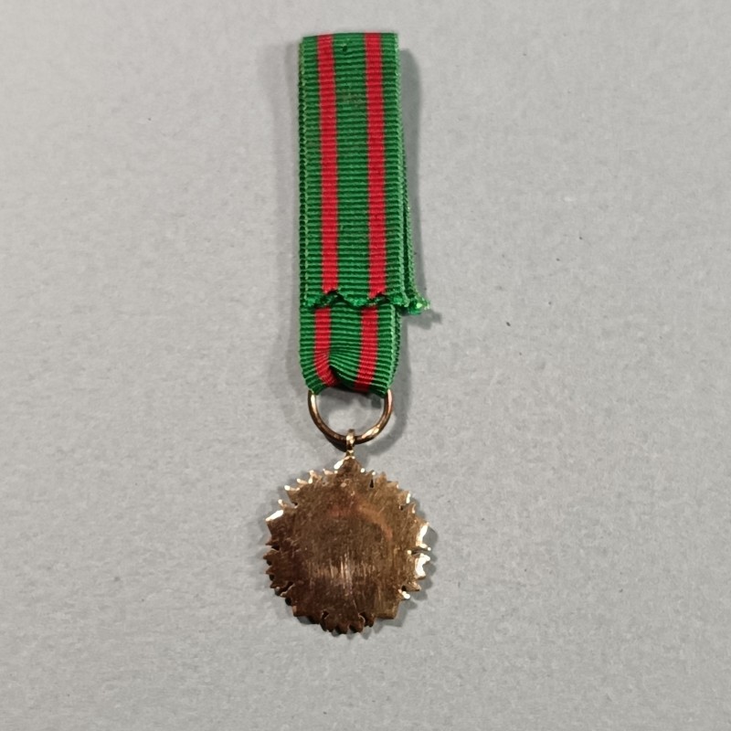 TUNISIE REDUCTION DE LA MEDAILLE DE L'ORDRE DE LA REPUBLIQUE SECOND TYPE APRES 1967