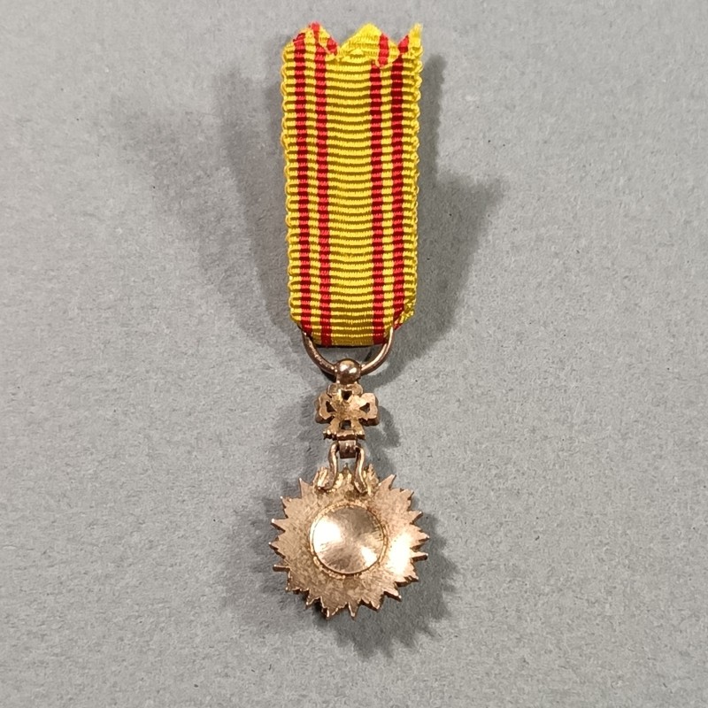 TUNISIE REDUCTION DE LA MEDAILLE DE L'ORDRE DE L'INDEPENDANCE NICHAN EL ISTIQLAL RUBAN NICHAN IFTIKAR