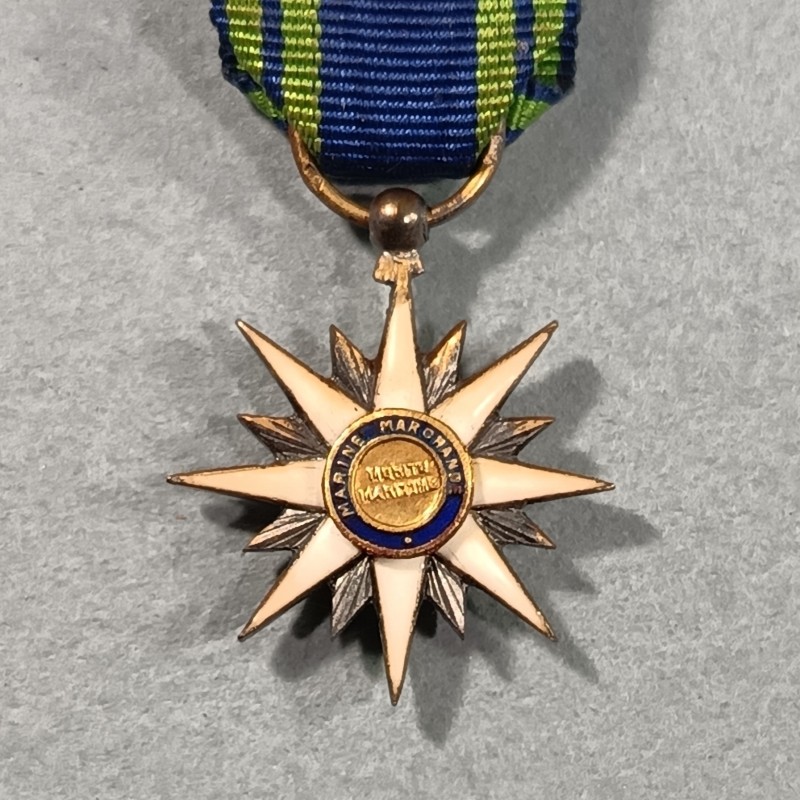 FRANCE REDUCTION DE LA MEDAILLE D'OFFICIER DE L'ORDRE DU MERITE MARITIME OU MARINE MARCHANDE