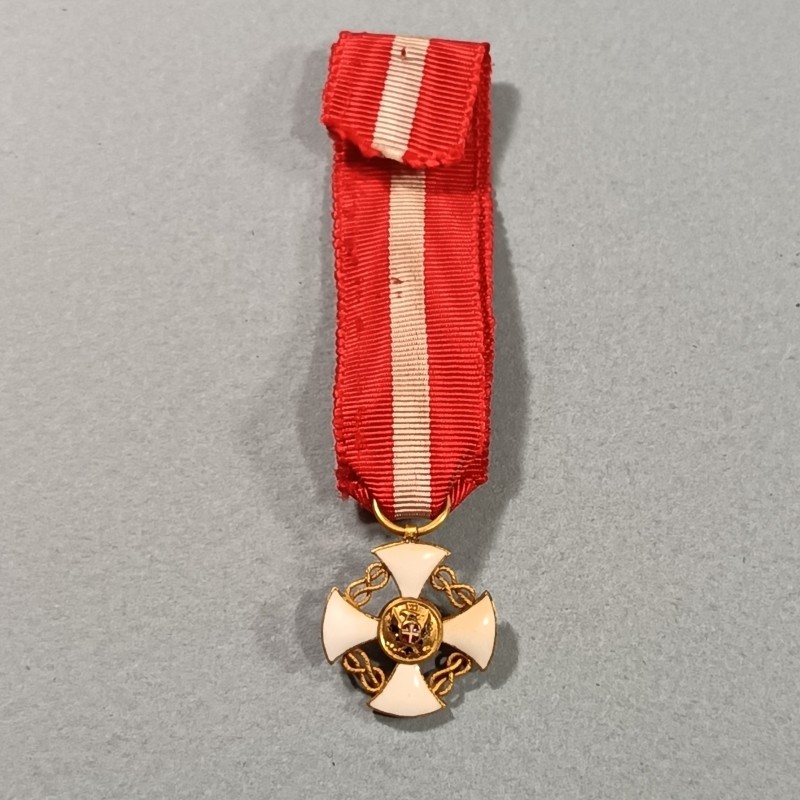 ITALIE REDUCTION DE LA MEDAILLE D'OFFICIER DE L'ORDRE NATIONAL DE LA COURONNE