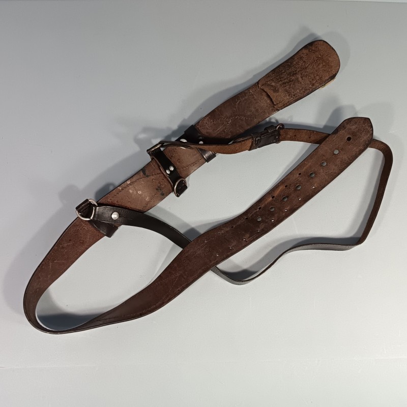 CEINTURON ET BAUDRIER EN CUIR NOIR POUR LA POLICE LA GENDARMERIE LES OFFICIERS ET SOUS OFFICIERS