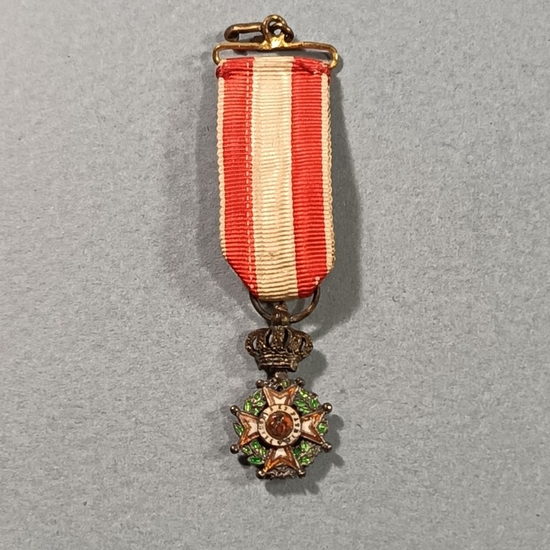 FRANCE REDUCTION DE LA MEDAILLE D'OFFICIER DE L'ORDRE DE ST CHARLES OU DU PRINCE CHARLES III