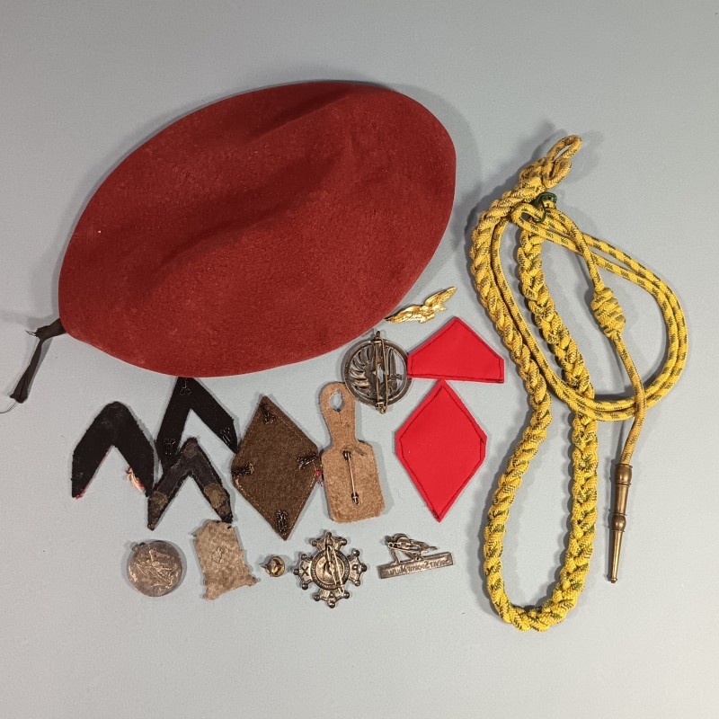 ENSEMBLE BERET INSIGNES FOURRAGERE D'UN PARA DU 35 ème RAP REGIMENT D'ARTILLERIE PARACHUTISTE