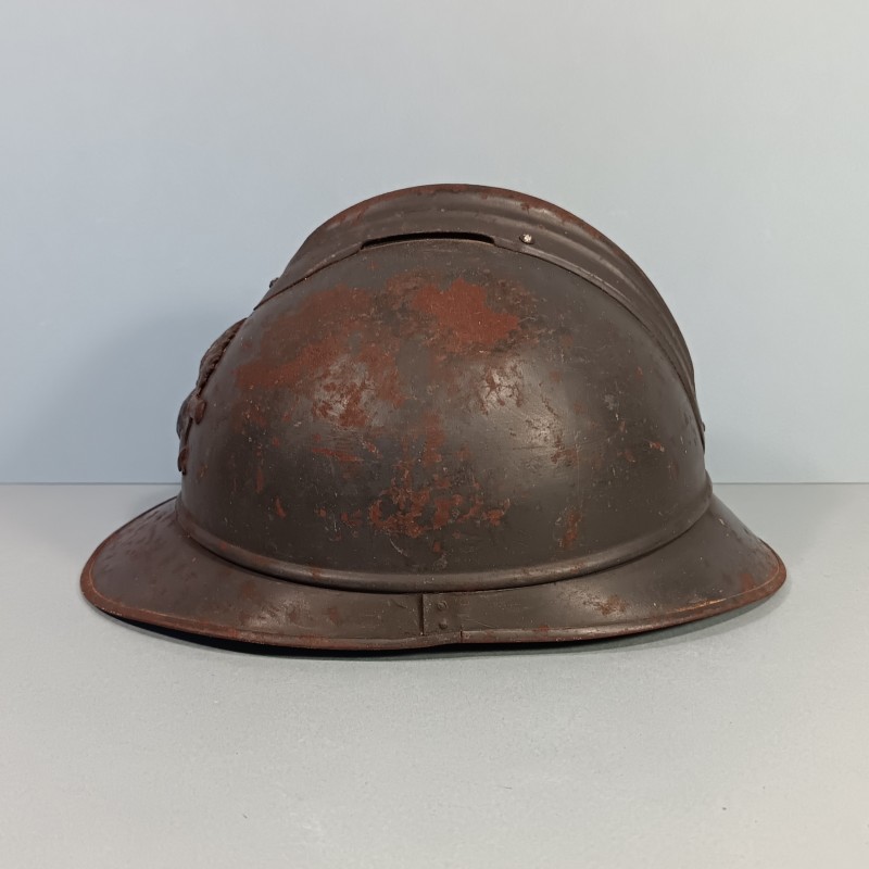 CASQUE ADRIAN MODELE 1915 ARTILLERIE COMPLET GUERRE 1914-1918 DANS SON JUS DE GRENIER !!