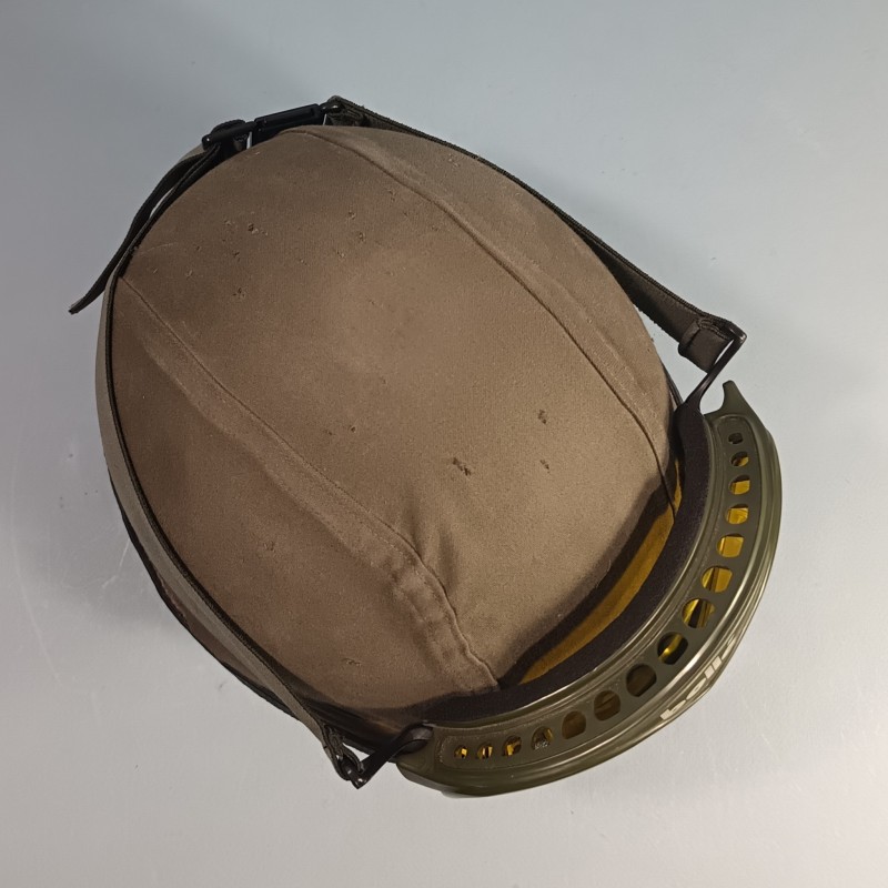 CASQUE F1 ARMEE FRANCAISE CAMOUFLE AVEC LA CAPUCHE DU SATIN 300 LUNETTE BOLLE