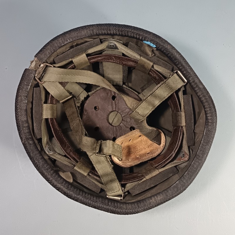 CASQUE F1 ARMEE FRANCAISE CAMOUFLE AVEC LA CAPUCHE DU SATIN 300 LUNETTE BOLLE