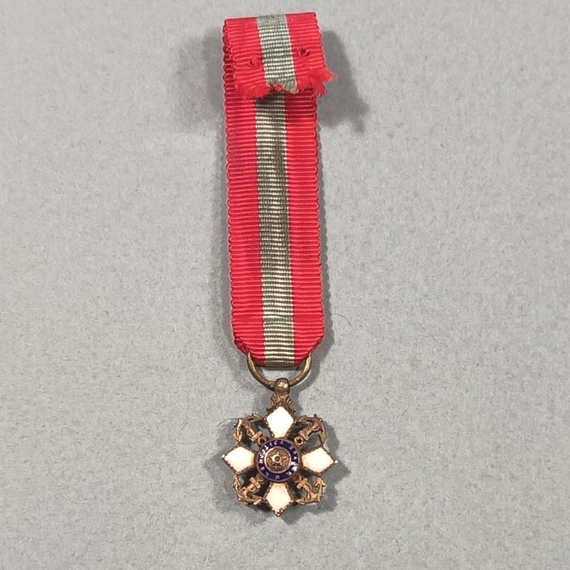 BRESIL REDUCTION DE LA MEDAILLE OU CROIX DE CHEVALIER DE L'ORDRE DU MERITE NAVAL MERIT ORDER CROSS MEDAL