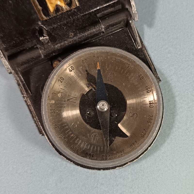 BOUSSOLE REGLEMENTAIRE MODELE LEMAIRE 1922 N°38783 POUR OFFICIER SECONDE GUERRE 1939-1945