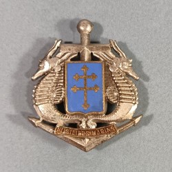 INSIGNE MILITAIRE POUR BERET DES FUSILIERS MARINS FABRICATION FIA LYON