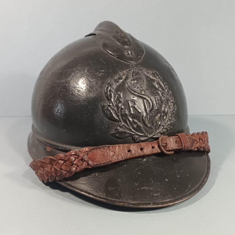 CASQUE ADRIAN MODELE 1915 OFFICIER MEDECIN COMPLET GUERRE 1914-1918 JUGULAIRE OFFICIER FANTAISIE TAILLE 59