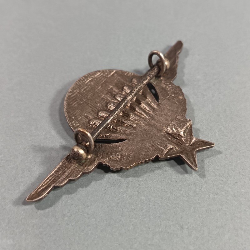 INSIGNE MILITAIRE BREVET PARACHUTISTE NON NUMEROTE EFFACE FABRICATION DRAGO PARIS ATTACHE A BOULES