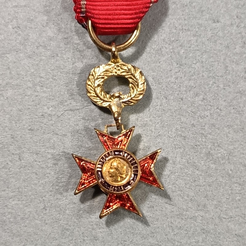FRANCE REDUCTION DE LA MEDAILLE DE COMMANDEUR OU GRAND CROIX D'UN ORDRE FANTAISIE D'ENCOURAGEMENT AU BIEN