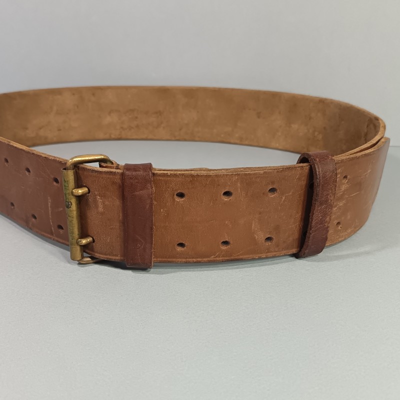 CEINTURON TROUPE EN CUIR MARRON MODELE 1903/1914 BOUCLE EN LAITON PREMIERE ET SECONDE GUERRE