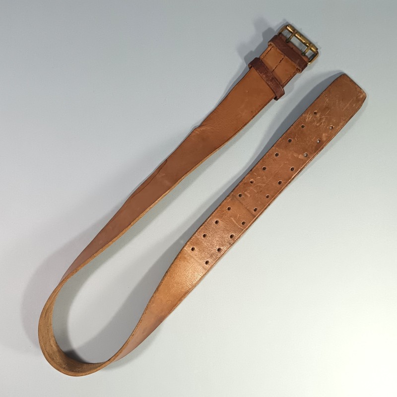CEINTURON TROUPE EN CUIR MARRON MODELE 1903/1914 BOUCLE EN LAITON PREMIERE ET SECONDE GUERRE