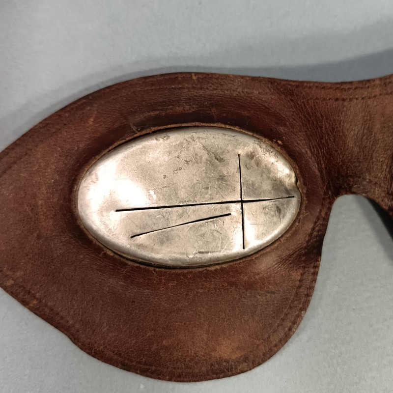 LUNETTE DE GLACIER FABRICATION CIVIL OU MILITAIRE POUR CHASSEURS ALPINS OU GEBIRGSJAGER