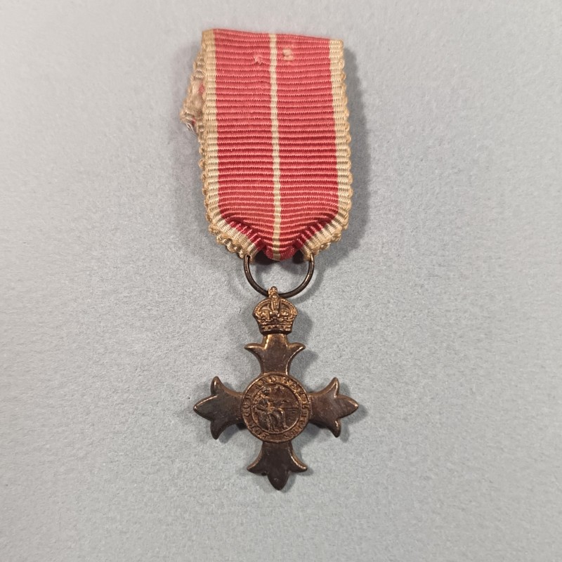 ROYAUME UNIS REDUCTION DE LA MEDAILLE OU CROIX DE L'ORDRE DE L'EMPIRE BRITANIQUE BRITISH ORDER MEDAL