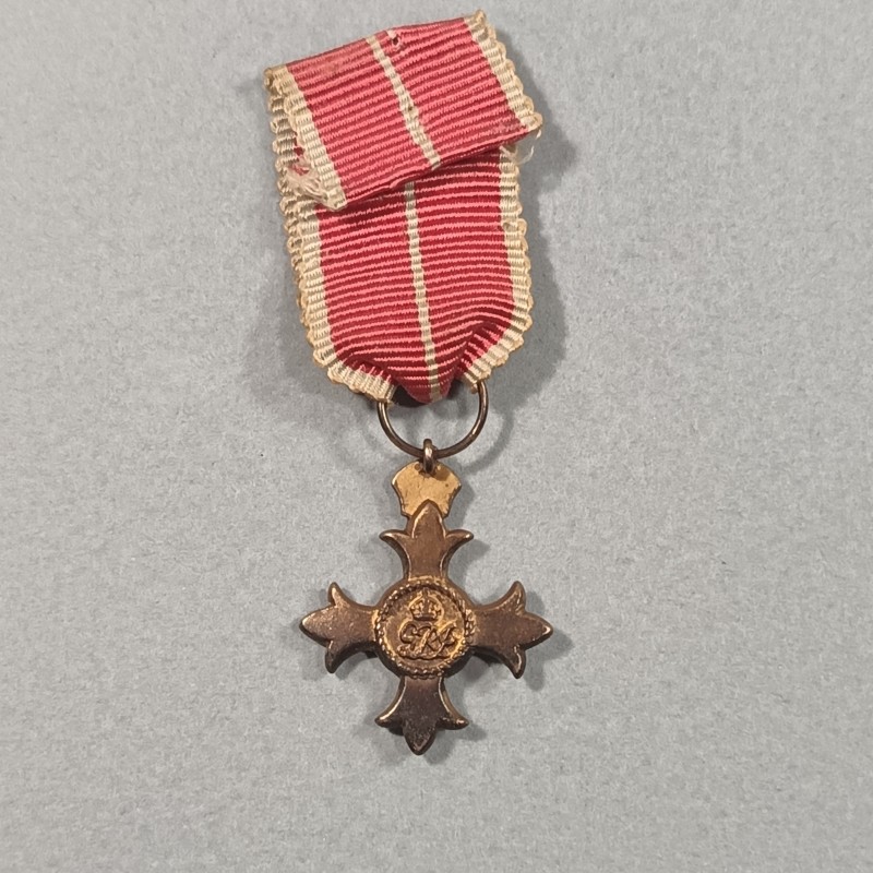 ROYAUME UNIS REDUCTION DE LA MEDAILLE OU CROIX DE L'ORDRE DE L'EMPIRE BRITANIQUE BRITISH ORDER MEDAL