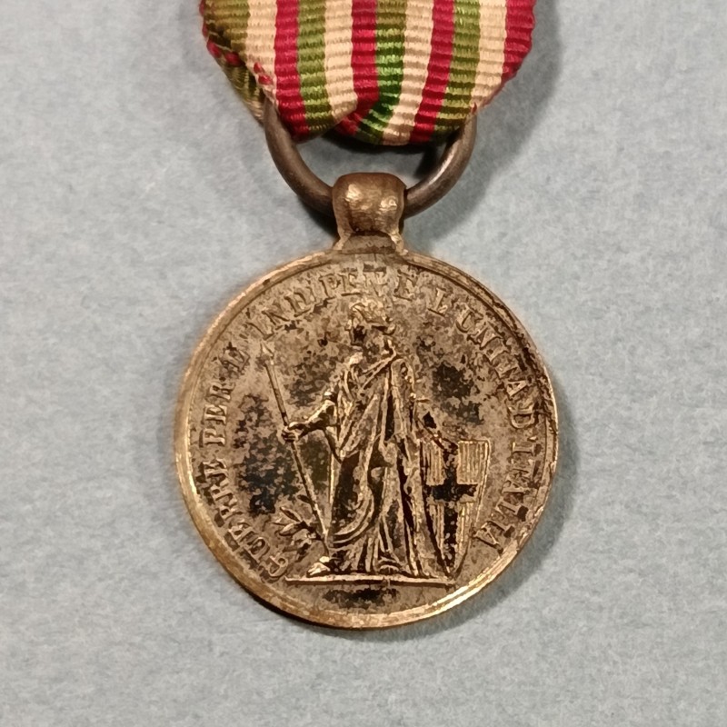 ITALIE REDUCTION DE LA MEDAILLE DE LA GUERRE POUR L'INDEPENDANCE ET L'UNITE DE L'ITALIE 1848-1870 BARRETTE 1866