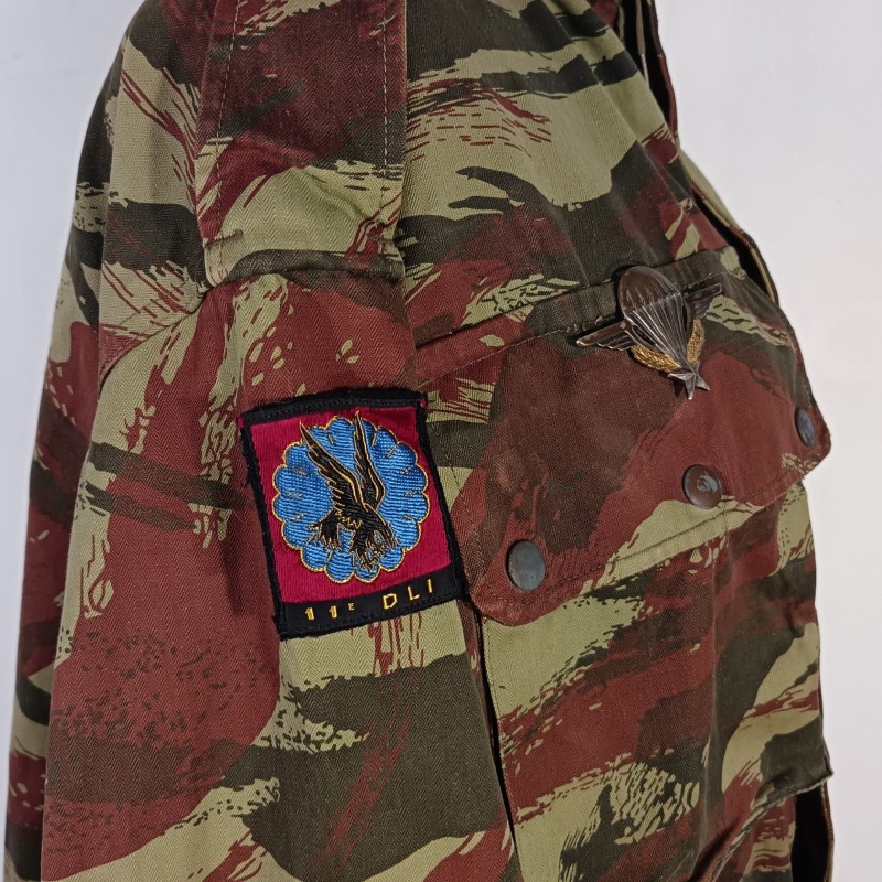 VESTE DE SAUT CAMOUFLEE DE PARACHUTISTE TAP MODELE 47/56 TROUPES AEROPORTEES 61 ème CT Cie DE TRANSMISSIONS