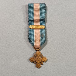 FRANCE REDUCTION DE LA MEDAILLE DE LA FEDERATION NATIONALE DE SAUVETAGE VALEUR CIVIQUE BARRETTE DEVOUEMENT