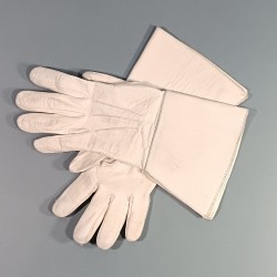 PAIRE DE GANTS CRISPIN EN CUIR BLANC CAVALERIE GENDARMERIE GARDE REPUBLICAINE GARDE AU DRAPEAU SAPEURS TAILLE 8.5