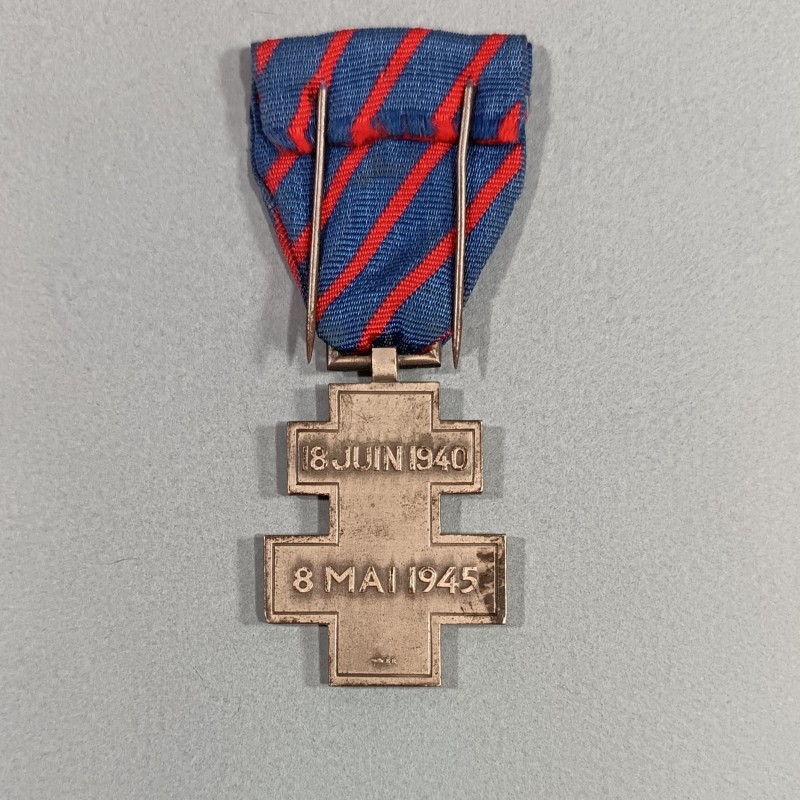 FRANCE MEDAILLE COMMEMORATIVE DES SERVICES VOLONTAIRES DE LA FRANCE LIBRE INSTITUEE DE 1946 A 1958