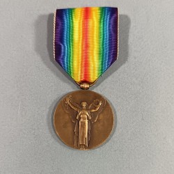 MEDAILLE INTERALLIEE DE LA VICTOIRE DE LA GRANDE GUERRE 1914-1918 GRAVEUR A. MORLON