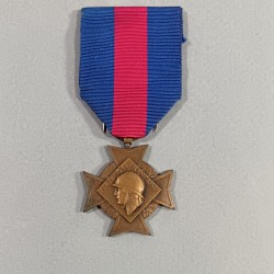 FRANCE MEDAILLE OU CROIX DE BRONZE DES SERVICES MILITAIRES VOLONTAIRES SECOND TYPE
