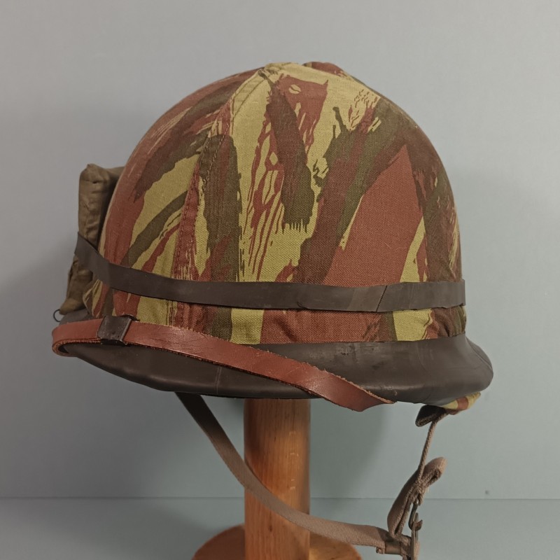 CASQUE FRANCAIS MODELE 1951 ET CAPUCHE 47-56 CASQUE LOURD MAMOU 1956 ET LINER ESPERAZA 1956