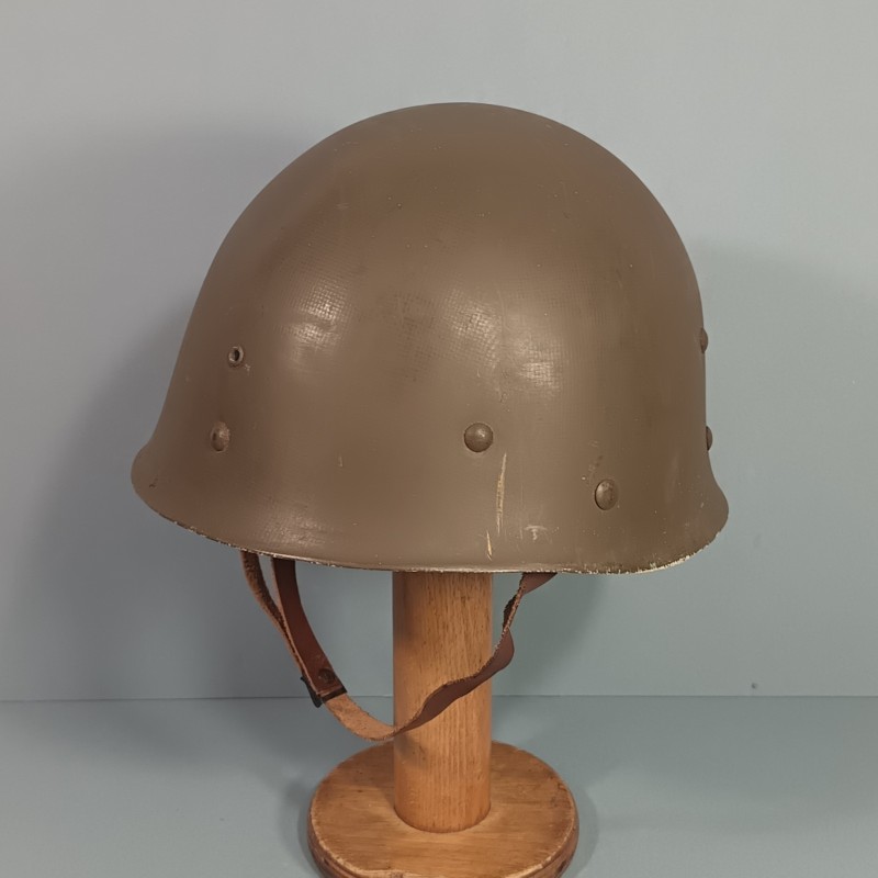 CASQUE FRANCAIS MODELE 1951 ET CAPUCHE 47-56 CASQUE LOURD MAMOU 1956 ET LINER ESPERAZA 1956
