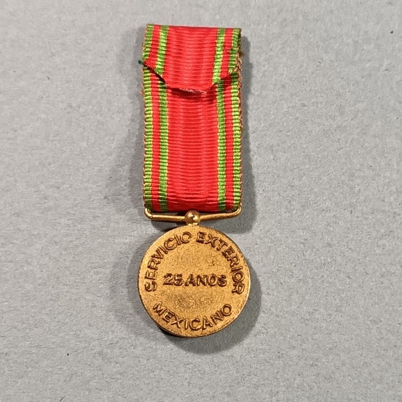 MEXIQUE REDUCTION DE LA MEDAILLE DE L'ORDRE DE L'AIGLE POUR 25 ANS DES SERVICES EXTERIEURS