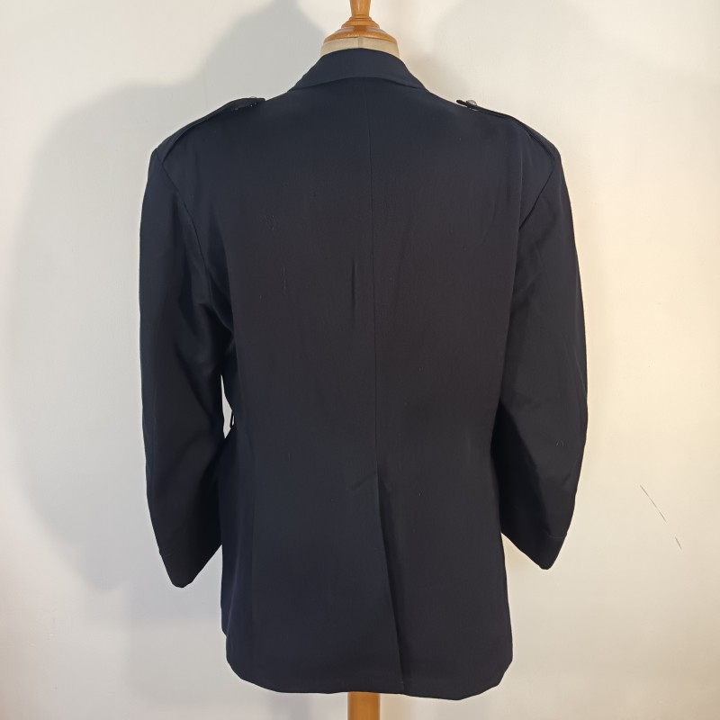 TRES BEL ENSEMBLE DE POLICE DES ANNEES 1950 HIRONDELLE PELLERINE MANTEAU UNIFORME KEPIS