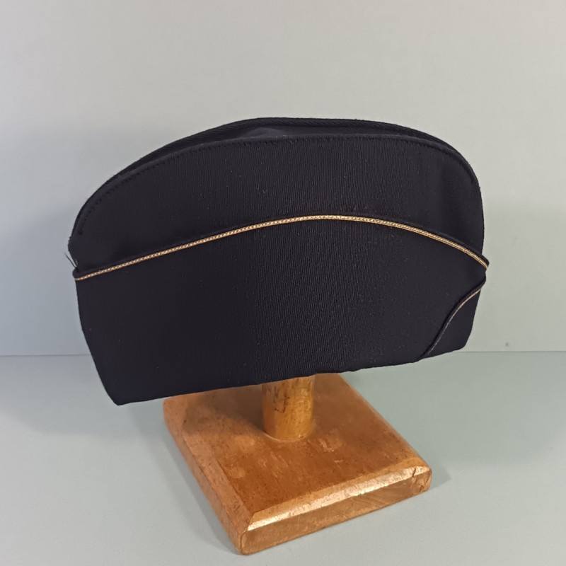 TRES BEL ENSEMBLE DE POLICE DES ANNEES 1950 HIRONDELLE PELLERINE MANTEAU UNIFORME KEPIS